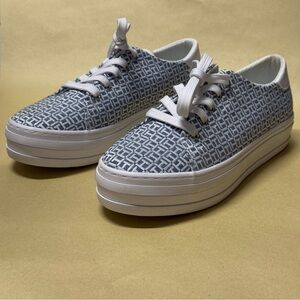 NEW Tommy Hilfiger Bazlie Blue Logo Canvas Sneakers Lace Up Casual Shoes